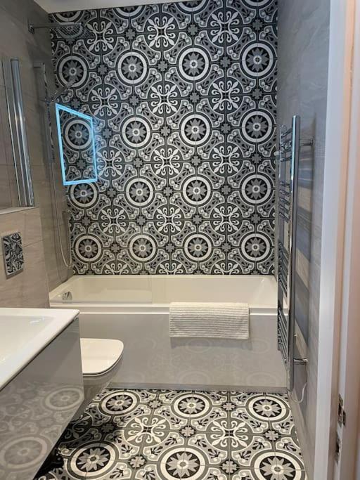 Boutique Luxury Apartment, High St, Henley-In-Arden エクステリア 写真
